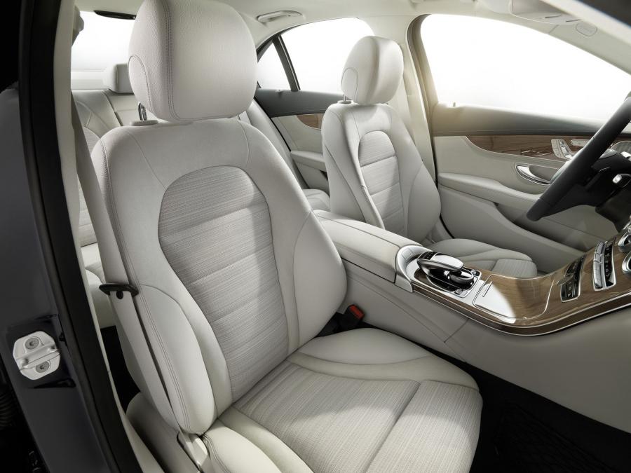  Mercedes-Benz C300 BlueTec Hybrid Exclusive Line 2014 года  (фото 29 из 30)